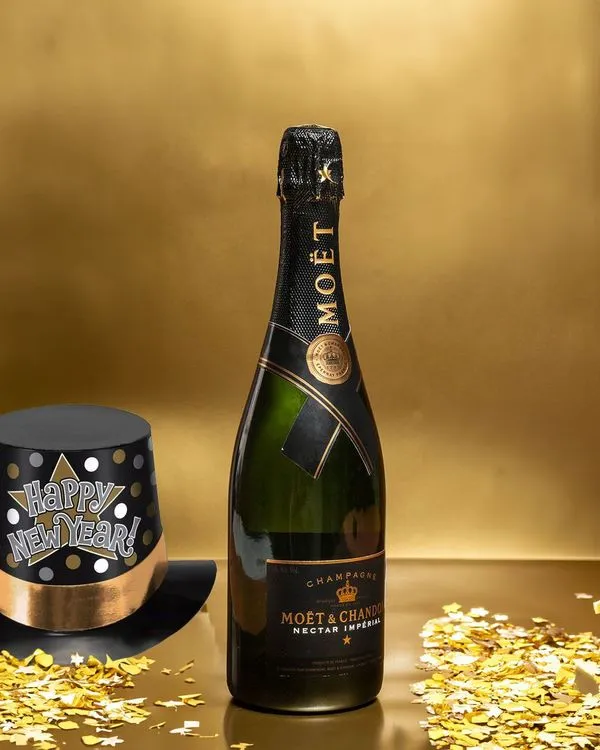 medium_passion_spirits_moet_chandon_nectar_imperial_nye_a9445623b7.webp