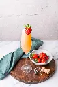 a-strawberry_champagne-feature-3-1.webp